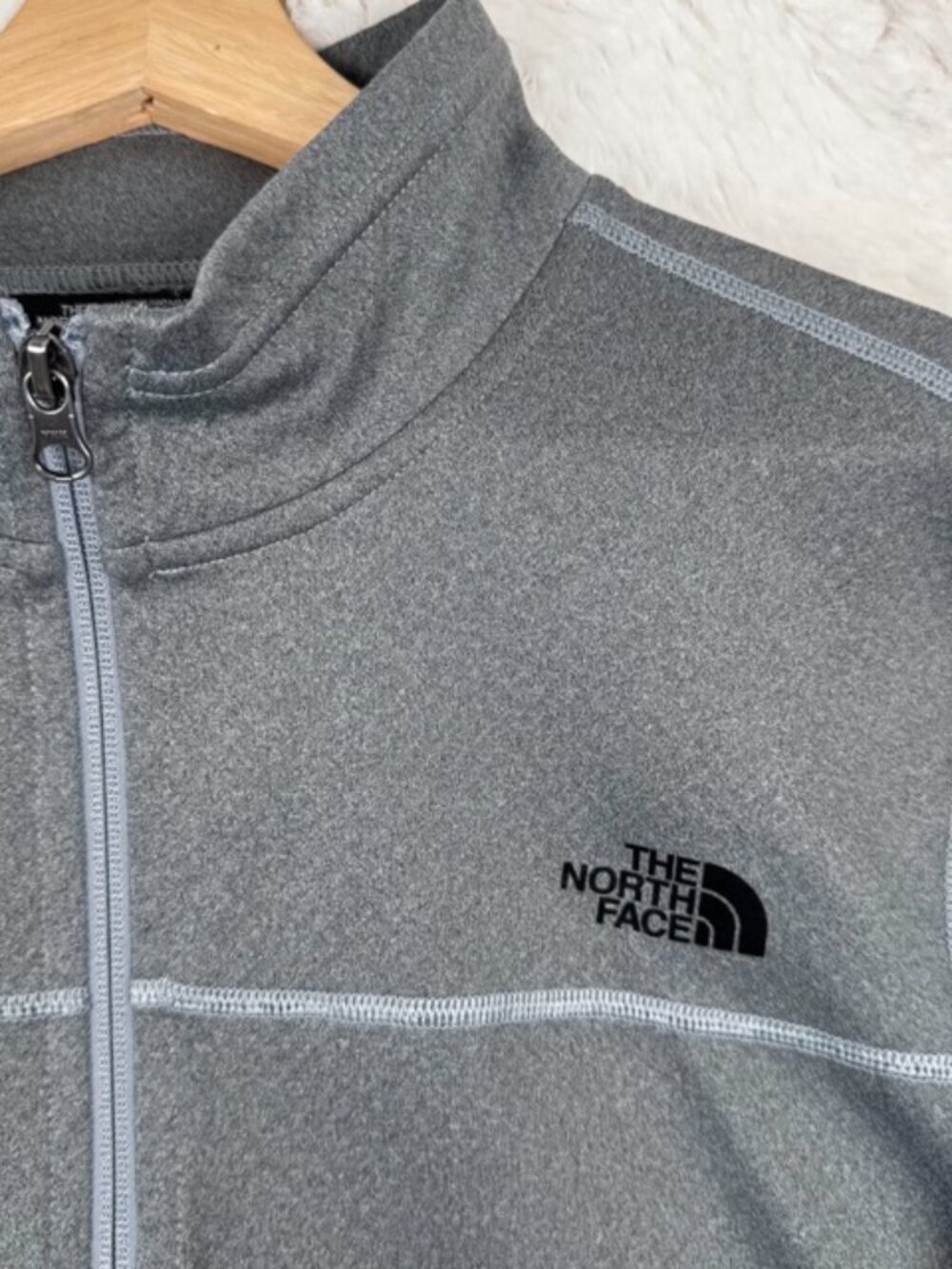 The North Face FlashDry Pullover Men’s XL Grey 1/4 Zip Athletic Top Polyester - Picture 3 of 10